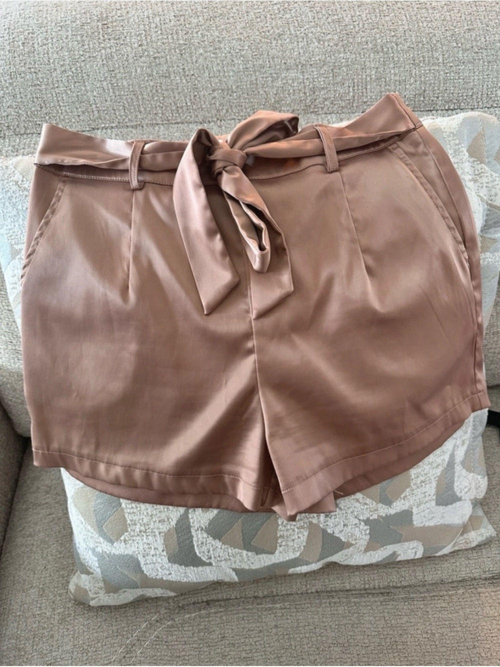 High Waist Tie-Waist Shorts in Pink Like New